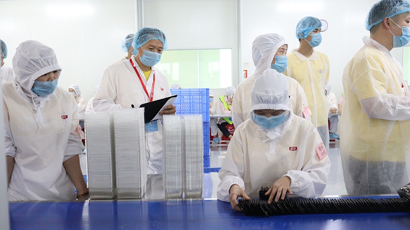 J9����ֱӪЯ�ּ��ѹ��ᷢչ���Ͷ����������� (2)